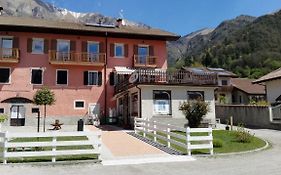 Ledro Lake Suites